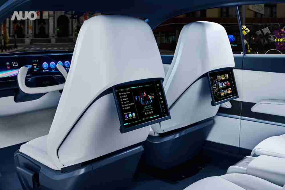 尊时凯龙将于CES 展示全新Smart Cockpit 2024，，，，可紧密串连使用者多元需求，，并革新座舱内部的应用和设计，，，带来身历其境且引人入胜的视觉飨宴，，，满足驾乘人员的全方位体验